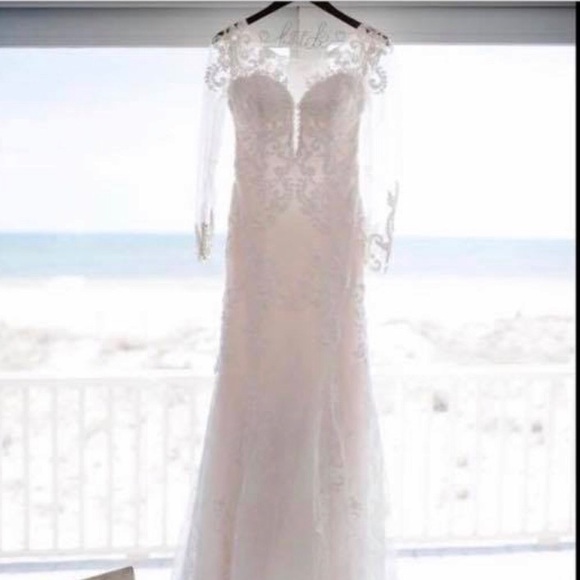 justin alexander Dresses & Skirts - Justin Alexander ivory wedding dress size 12